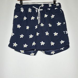 Troops of tomorrow shorts with flowers and side pockets and back pocket